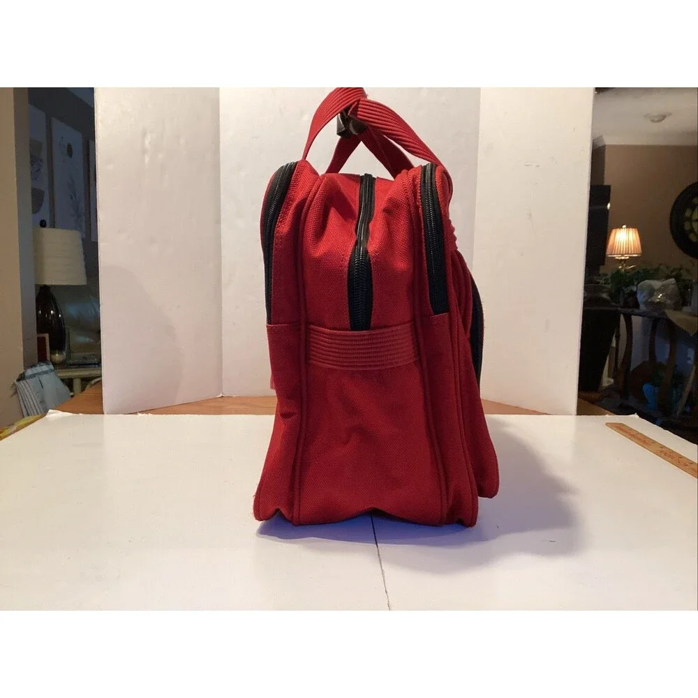 ricardo beverly hills luggage tiburon carry on w/feet red 20”x14”x8” style 6320